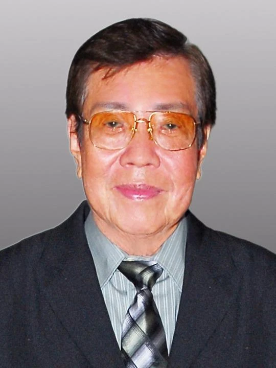 Soạn giả Yên Lang.
