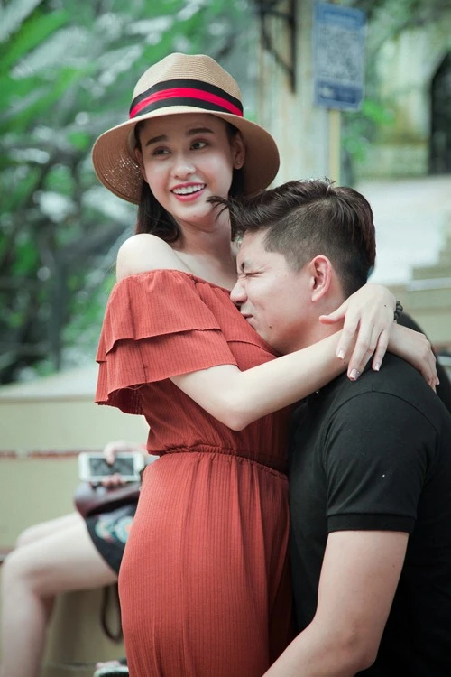 tim noi ve tin don ly hon voi truong quynh anh: "chung toi van dang hanh phuc" - 1