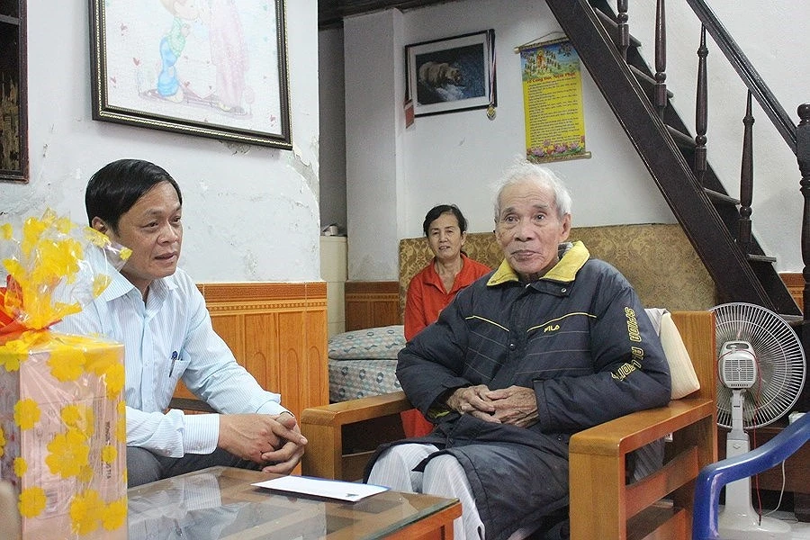 Chính quyền đi thăm và tri ân nhân chứng Hoàng Sa ảnh 4