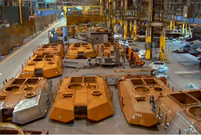 Tại trung tâm sản xuất hệ thông chung ở Lima, các xe tăng xe được phục hồi trong vòng chưa đến 180 ngày.