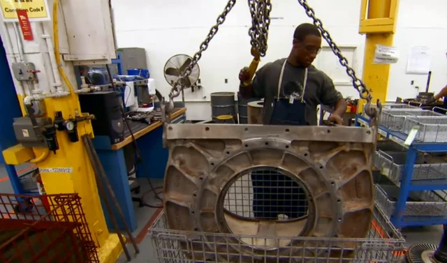 Trong thời kỳ chiến tranh, kho quân sự ở Anniston có thể tân trang 29 xe tăng/tuần.