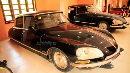 Phát hiện bộ sưu tập xe cổ tiền tỷ ở Đồng Nai ảnh 9