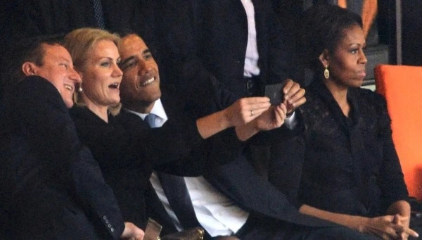 16 ảnh tự sướng tiêu biểu của năm 2013