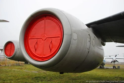 Khám phá bảo tàng hàng không quốc gia của Ucraine ảnh 17