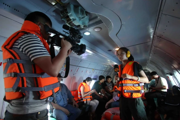 Bay cùng AH26 ảnh 9