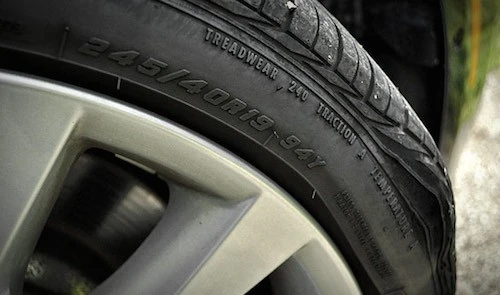 5 dấu hiệu cần thay lốp ảnh 4