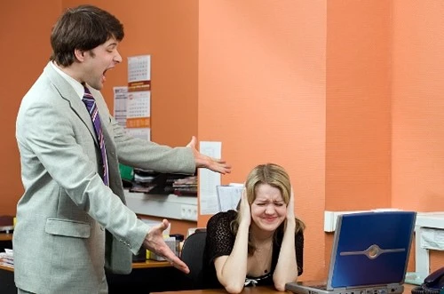 5 sai lầm quản trị khiến nhân viên nổi khùng ảnh 1