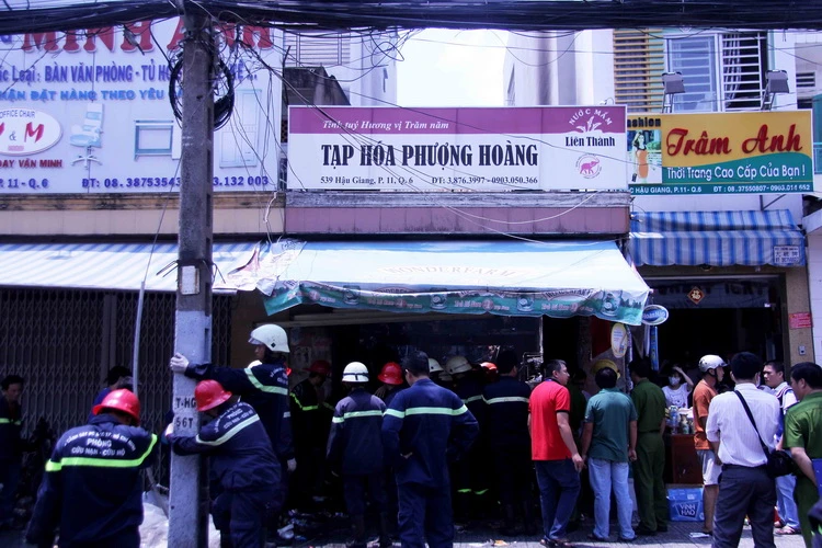 Chùm ảnh đám cháy thiêu chết 2 vợ chồng ảnh 10