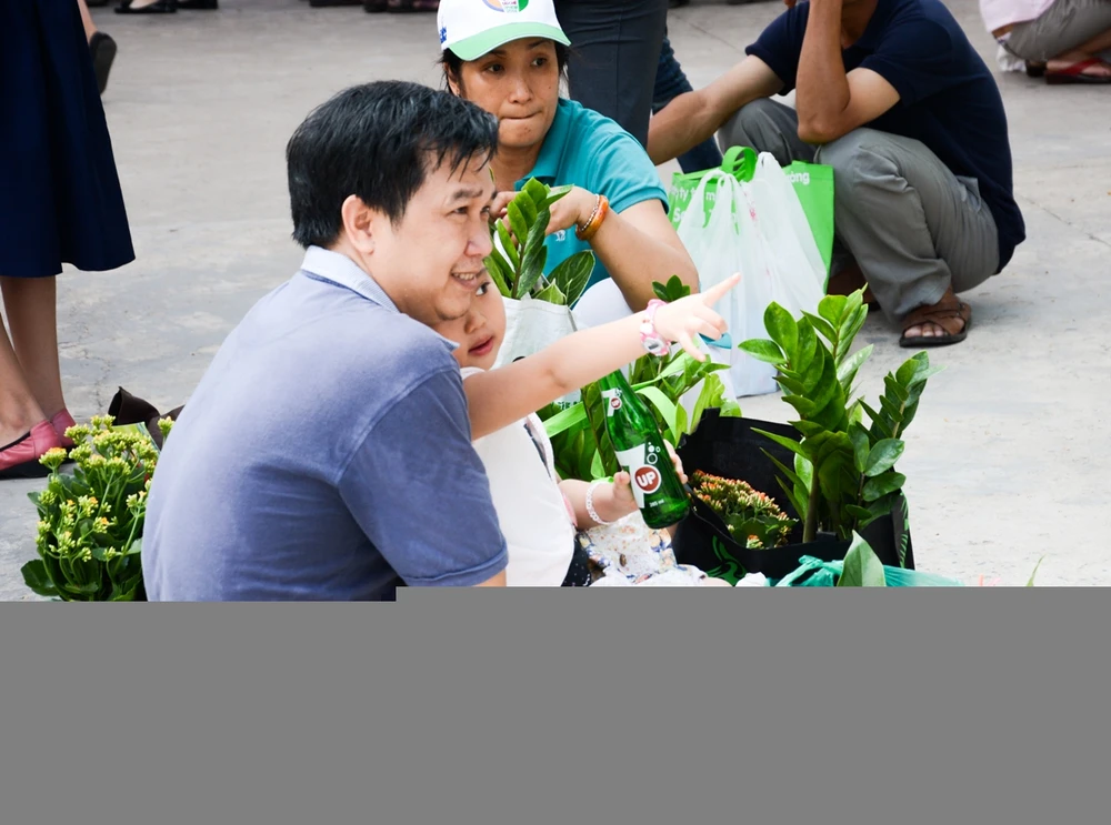 Sôi nổi Ngày hội tái chế chất thải ảnh 19