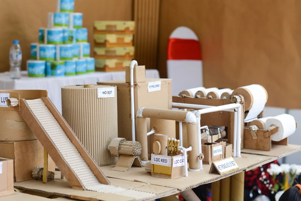 Sôi nổi Ngày hội tái chế chất thải ảnh 11