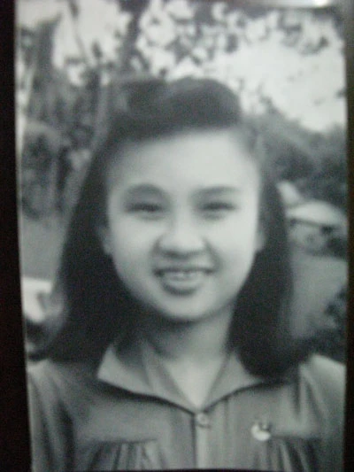 Y sỹ Lê Thị Bích Hoàn, 22 tuổi, sẵn sàng từ chối công tác ở Quân y viện để ra chiến trường