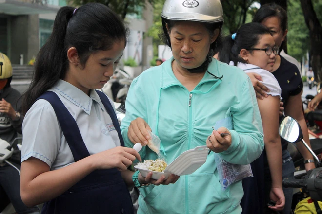 Cuộc đua 'khốc liệt' vào lớp 6 trường chuyên Trần Đại Nghĩa ảnh 2