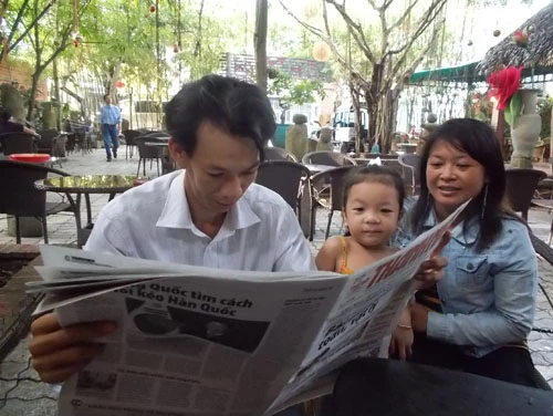 Chuyện tình chàng trai lang thang trương bảng 'tìm vợ con' ảnh 5