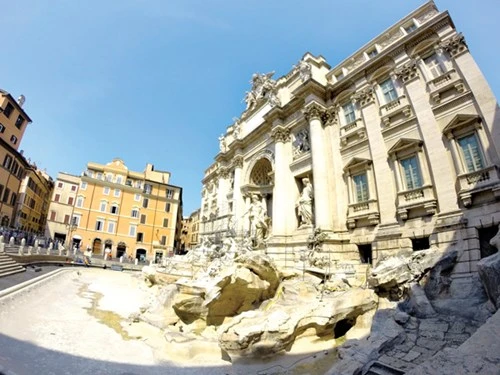 Trở lại Roma ảnh 2