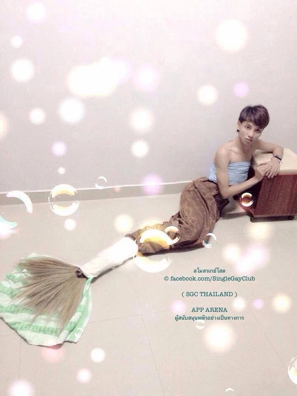 Giới trẻ châu Á "sốt" trào lưu chụp ảnh "nàng tiên chổi" ảnh 5