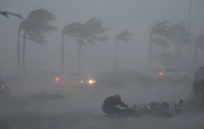 Chùm ảnh: Bão Rammasun vẫn tiếp tục hoành hành ở Châu Á ảnh 1