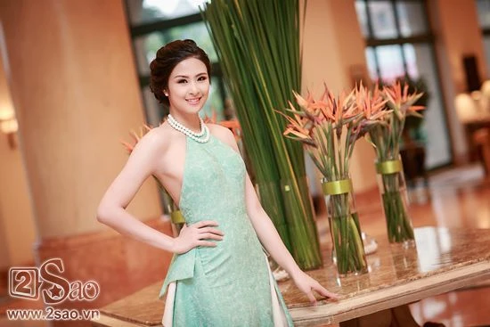 Ngọc Hân hở lưng trần táo bạo ảnh 5