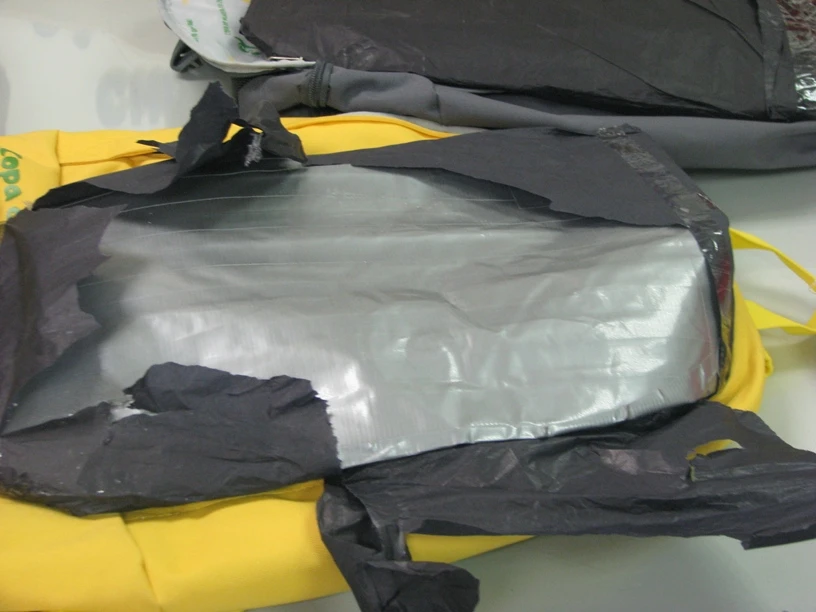 Bắt một hành khách Thái Lan vận chuyển 4 kg cocain ảnh 1