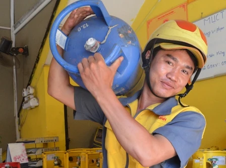 Giá gas bán lẻ tháng 8 giảm nh