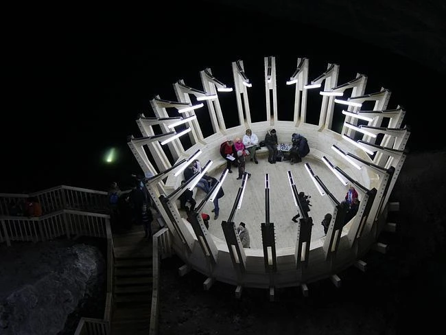 Công viên giải trí trong mỏ muối cổ nhất hành tinh ảnh 3