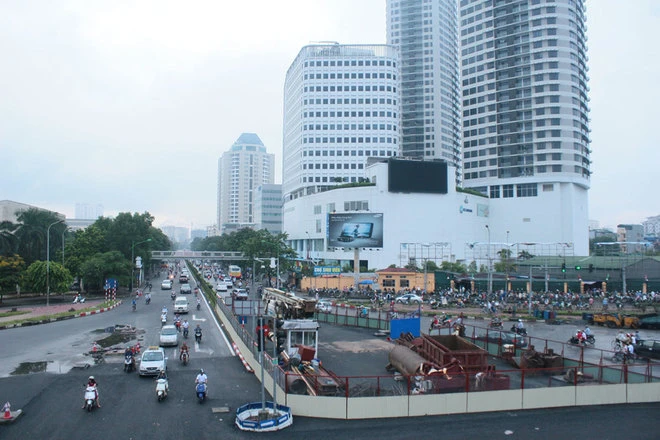 Đường Cầu Giấy ngày đầu cấm ôtô ảnh 1