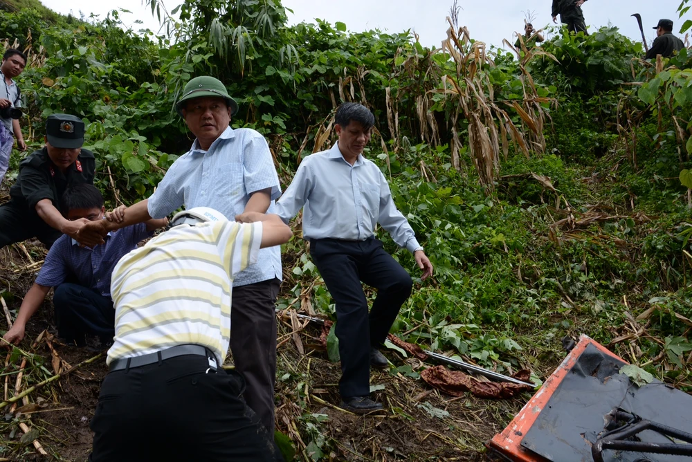 Toàn cảnh vụ tai nạn ở Lào cai làm 12 người thiệt mạng ảnh 17