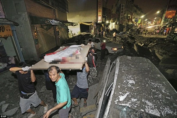 Chùm ảnh kinh hoàng nổ khí gaz tại Đài Loan ảnh 13