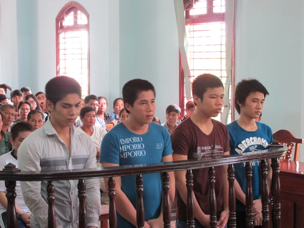 Giết người chỉ vì va quẹt xe ảnh 1