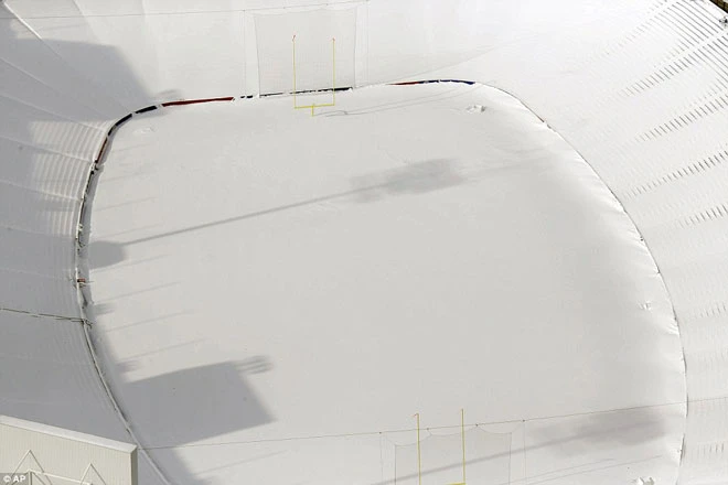 Nước Mỹ chìm trong băng giá tồi tệ nhất lịch sử ảnh 13