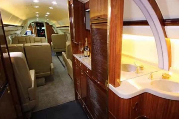 Nguyễn Bá Thanh, ông Thanh, Bá Thanh, Bệnh của ông Thanh, chuyên cơ, chở ông Thanh, Đà Nẵng, sân bay