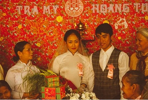 Độc: Bộ ảnh cưới phong cách những năm “một nghìn chín trăm - hồi đó” ảnh 18