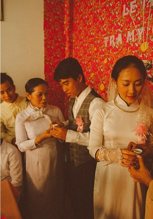 Độc: Bộ ảnh cưới phong cách những năm “một nghìn chín trăm - hồi đó” ảnh 30