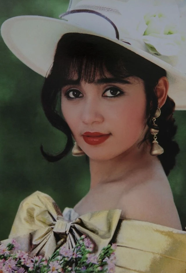 25 năm nhan sắc Việt Trinh ảnh 2