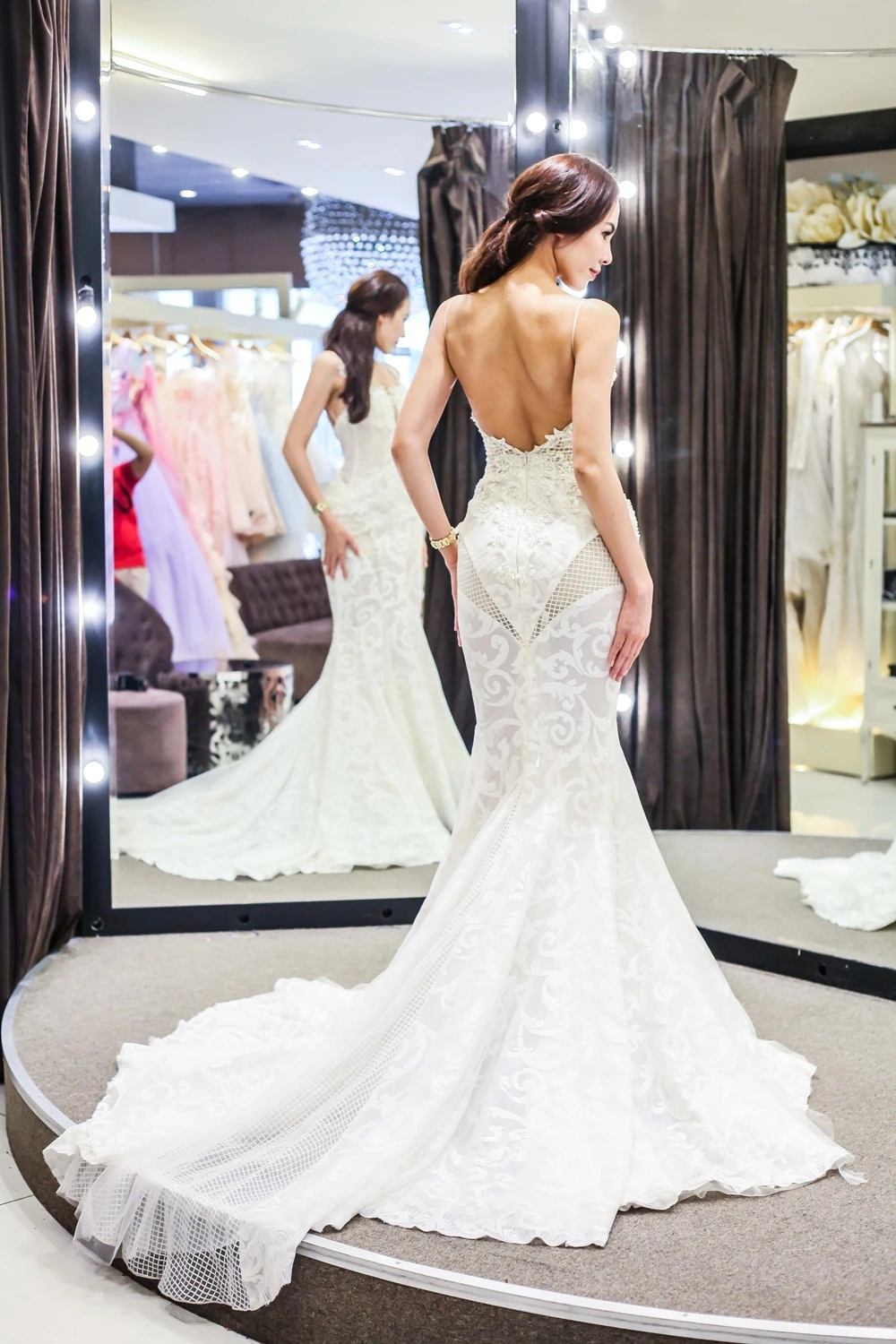 Lệ Quyên mặc gì dự thi hoa hậu? ảnh 5