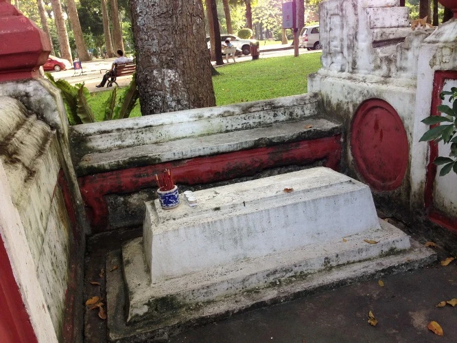 Ngỡ ngàng với vẻ đẹp trường tồn của mộ xưa ảnh 11