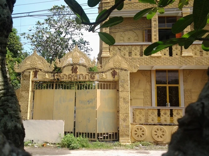 Độc đáo chùa Phật giáo Nam tông giữa lòng TP Biên Hòa ảnh 1