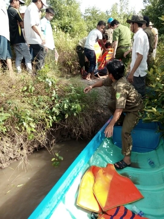 Khẩn trương điều tra vụ tai nạn ca nô đâm chân cầu ảnh 2