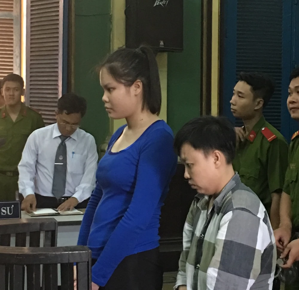 Gái bán dâm siết cổ, chích điện khách để cướp 1 triệu đồng ảnh 1