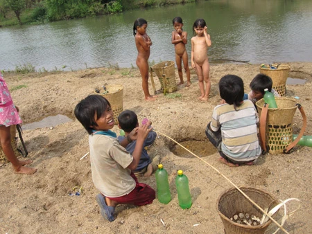 Hãy cứu dòng sông Ba ảnh 10