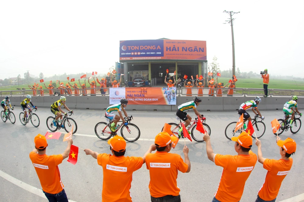 Lê Văn Duẩn lần đầu chạm tay vào chiến thắng ảnh 3