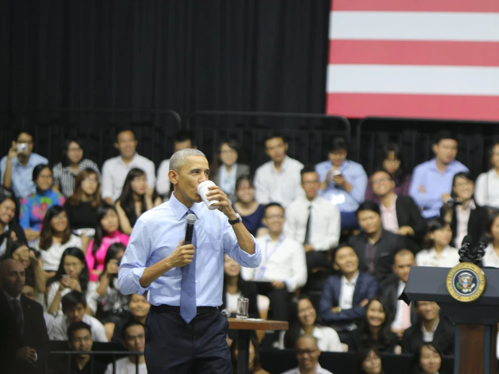 Chuyến đi của Tống thống Obama dưới ống kính PV nước ngoài ảnh 22