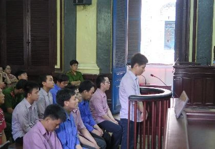 Đường dây mua bán bằng giả qua mạng lãnh án ảnh 1