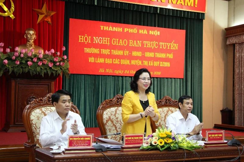 Phó bí thư Thành uỷ Hà Nội Ngô Thị Thanh Hằng phát biểu tại hội nghị. Ảnh: Trọng Phú