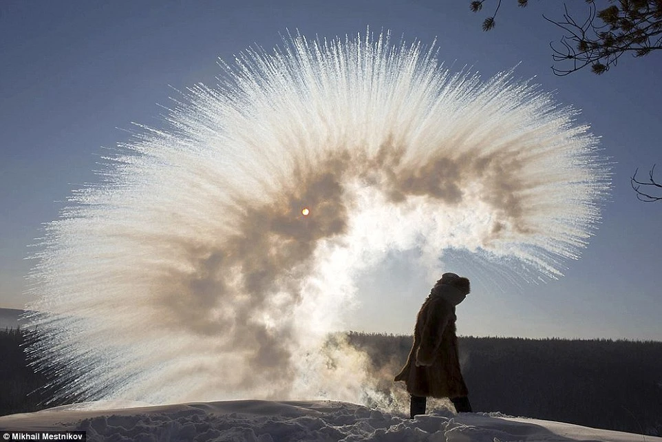 Lạnh -53 độ C, trẻ em Nga vẫn phải đến trường ảnh 3