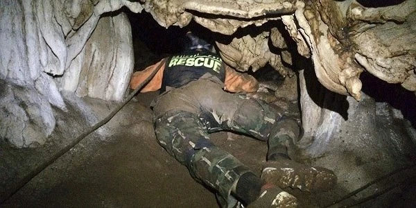 Vụ đội bóng nhí Thái Lan: 'Các con có bao nhiêu người?' - '13' ảnh 8