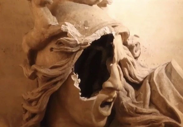 Chùm ảnh: Khải Hoàn Môn của Pháp tan hoang vì biểu tình ảnh 7 Chùm ảnh: Khải Hoàn Môn của Pháp tan hoang vì biểu tình ảnh 7