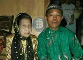 Sốc: Chú rể 16, cô dâu 71 và của hồi môn 15 USD