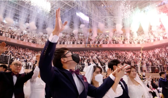 30.000 người xem 6.000 cặp cưới tập thể trong mùa dịch Corona ảnh 3