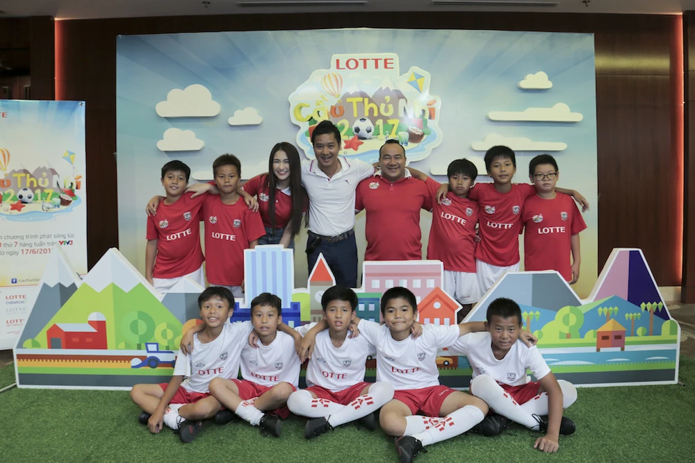 Đội hình 10 gương mặt Cầu thủ nhí 2017