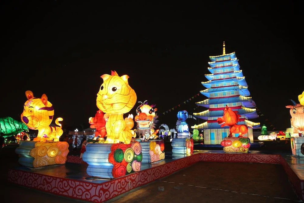 Nhiều hình thù ngộ nghĩnh dành cho người lớn và con trẻ